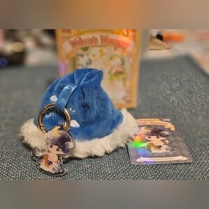 Dimoo weaving wonder keychain